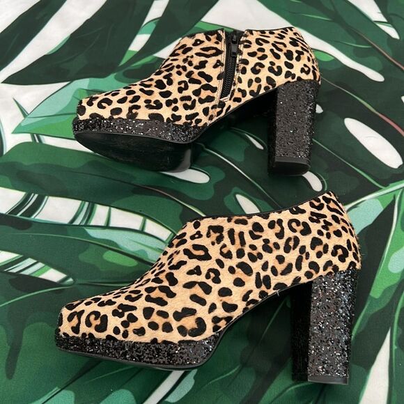 Shoes of Prey brown and black animal print booties with sparkle heels - Picture 6 of 11